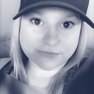 Meet your Posher, Lacey